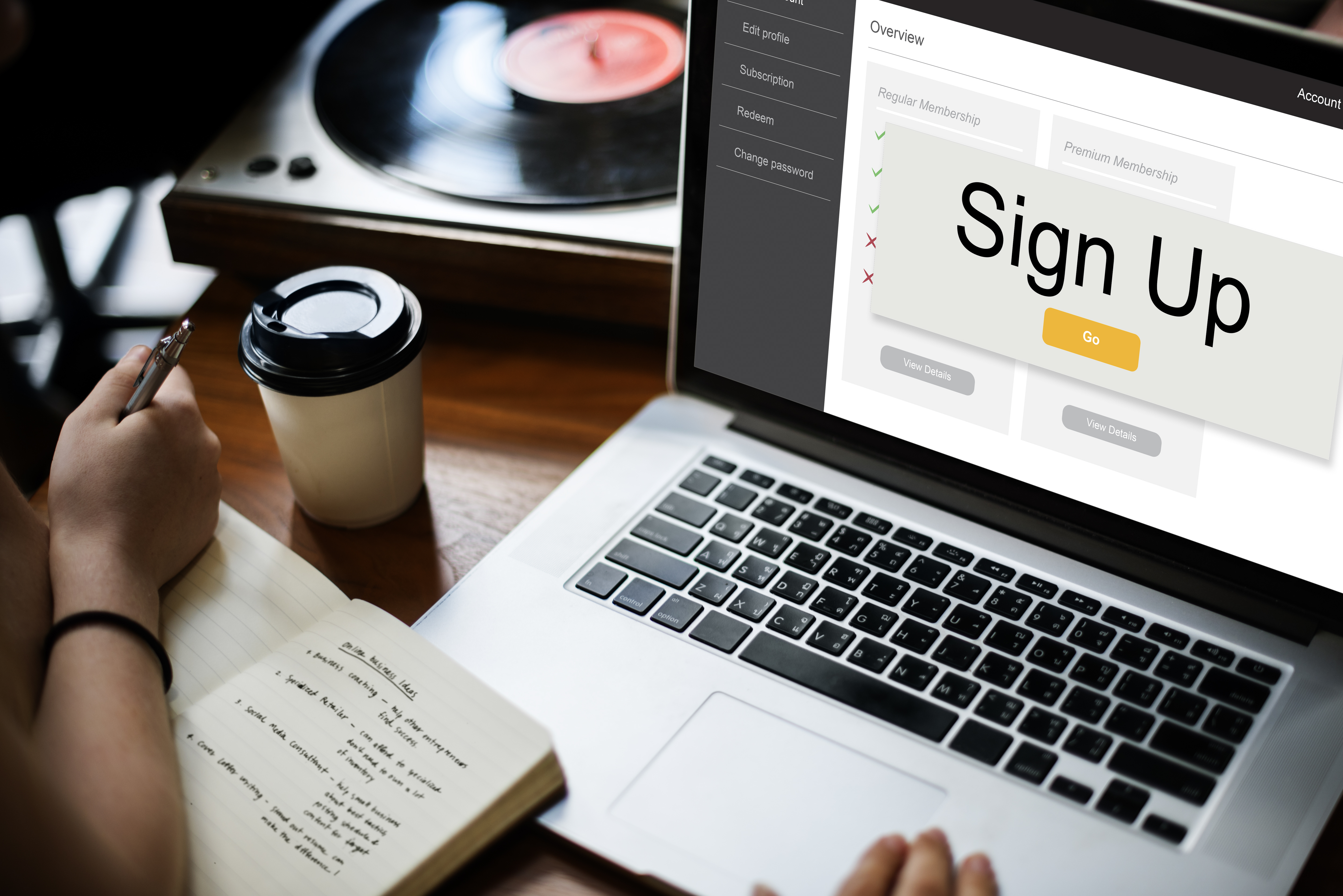 free-trial-storage-member-concept