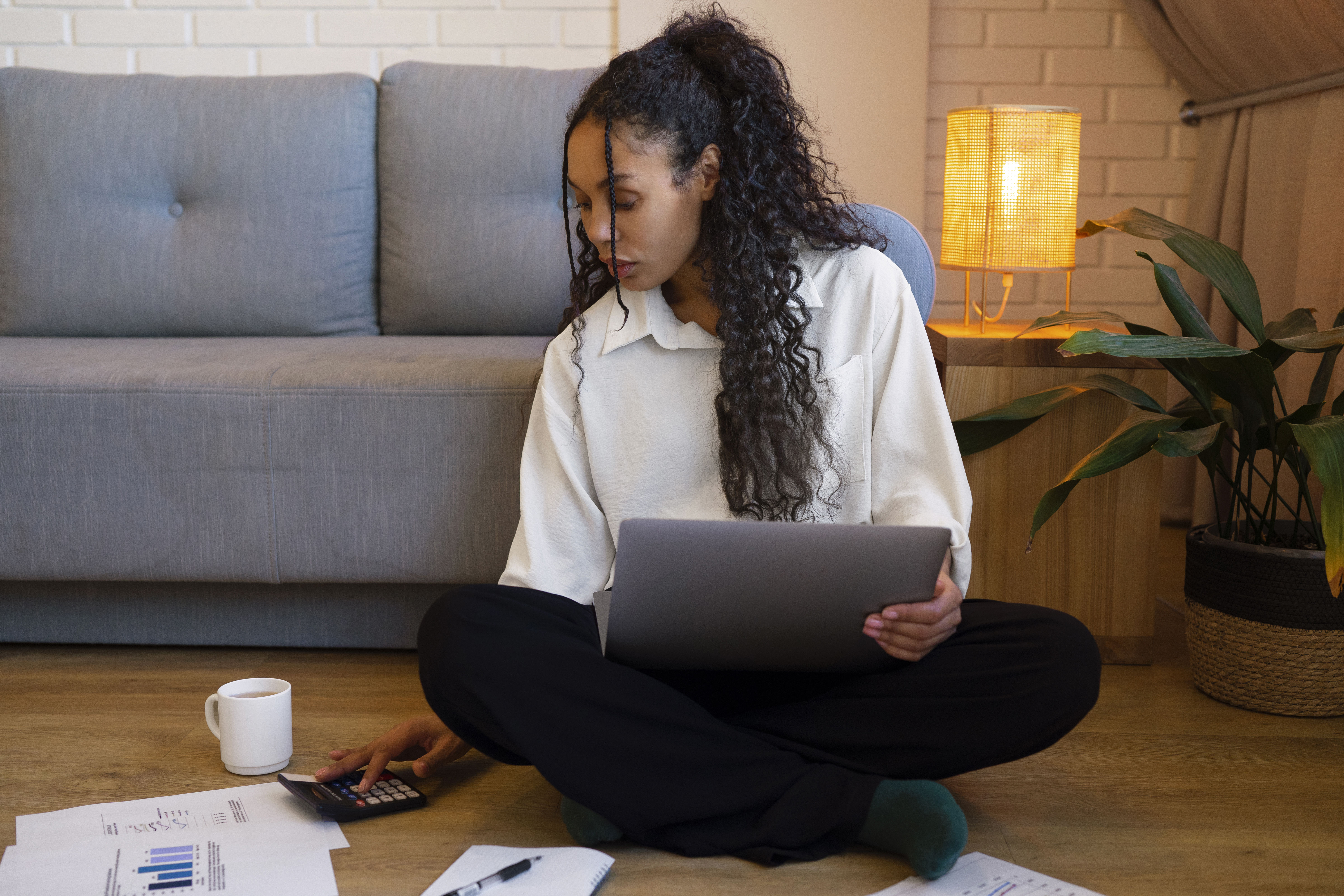 How to Build Passive Income in Canada Without Quitting Your Day Job