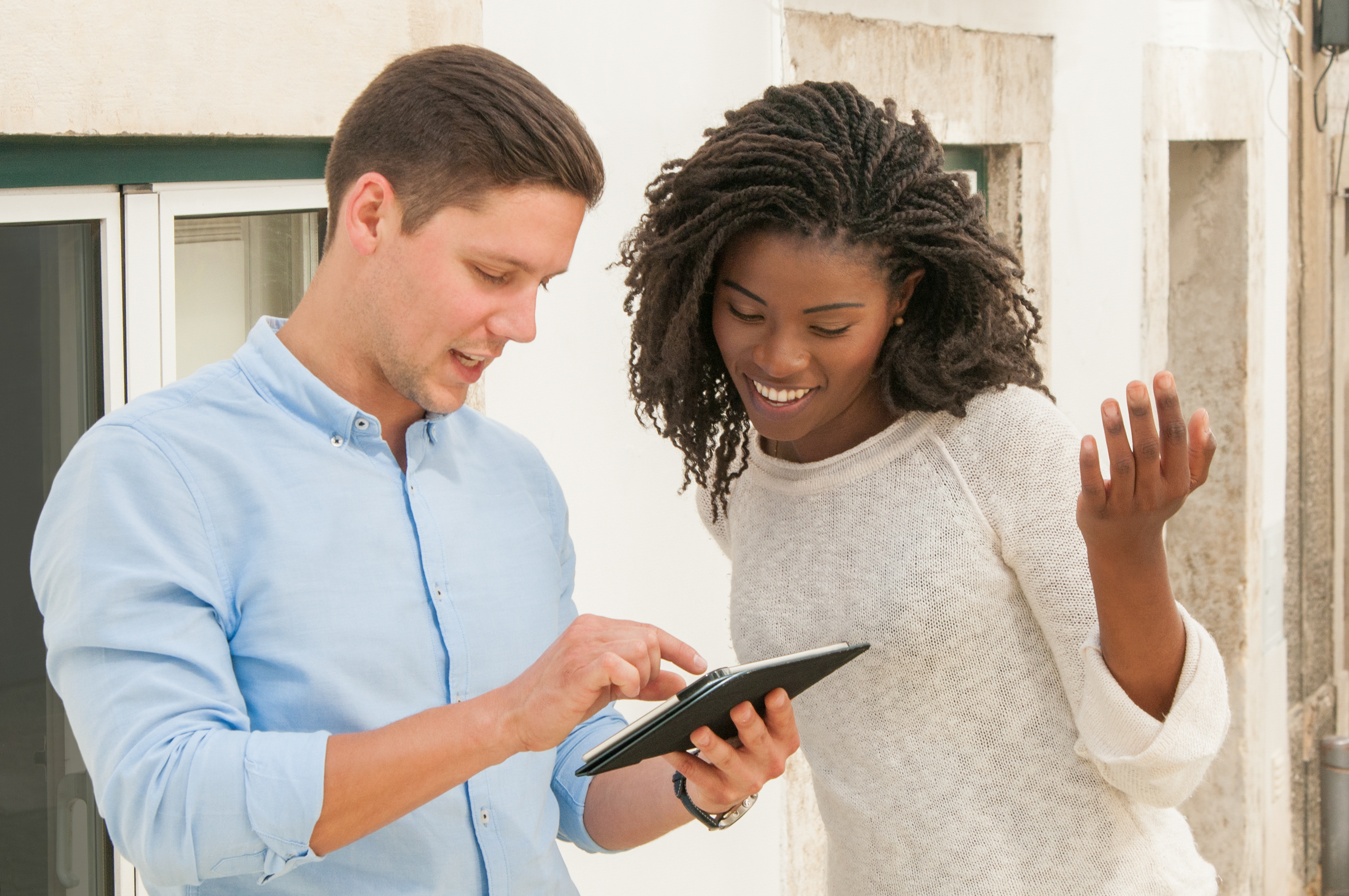 male-female-tourists-walking-old-city