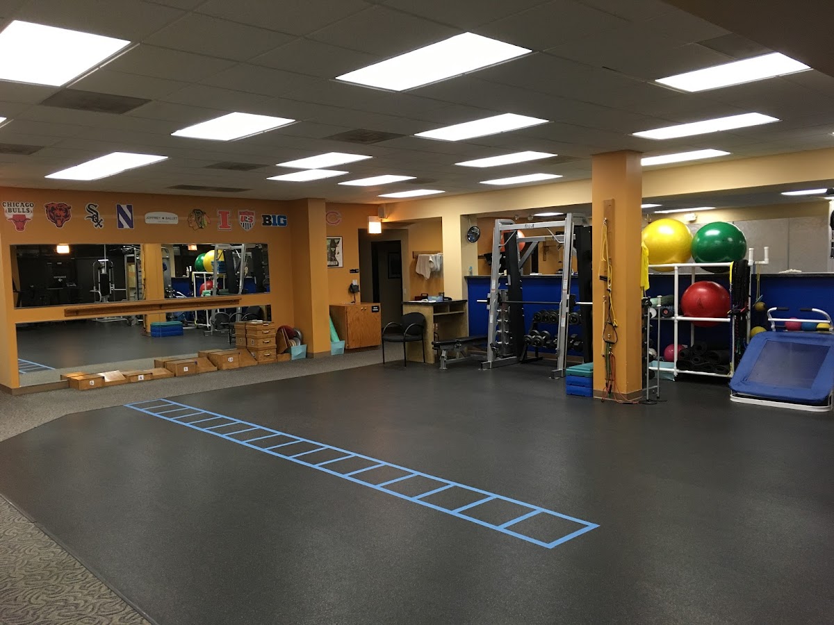 Athletico Physical Therapy - Lincoln Park North