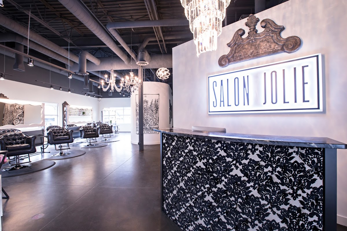 Salon Jolie
