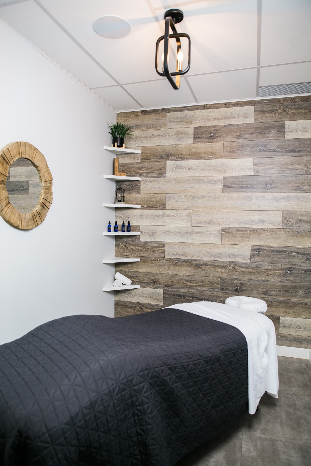 Leela Eco Spa - Calgary Place