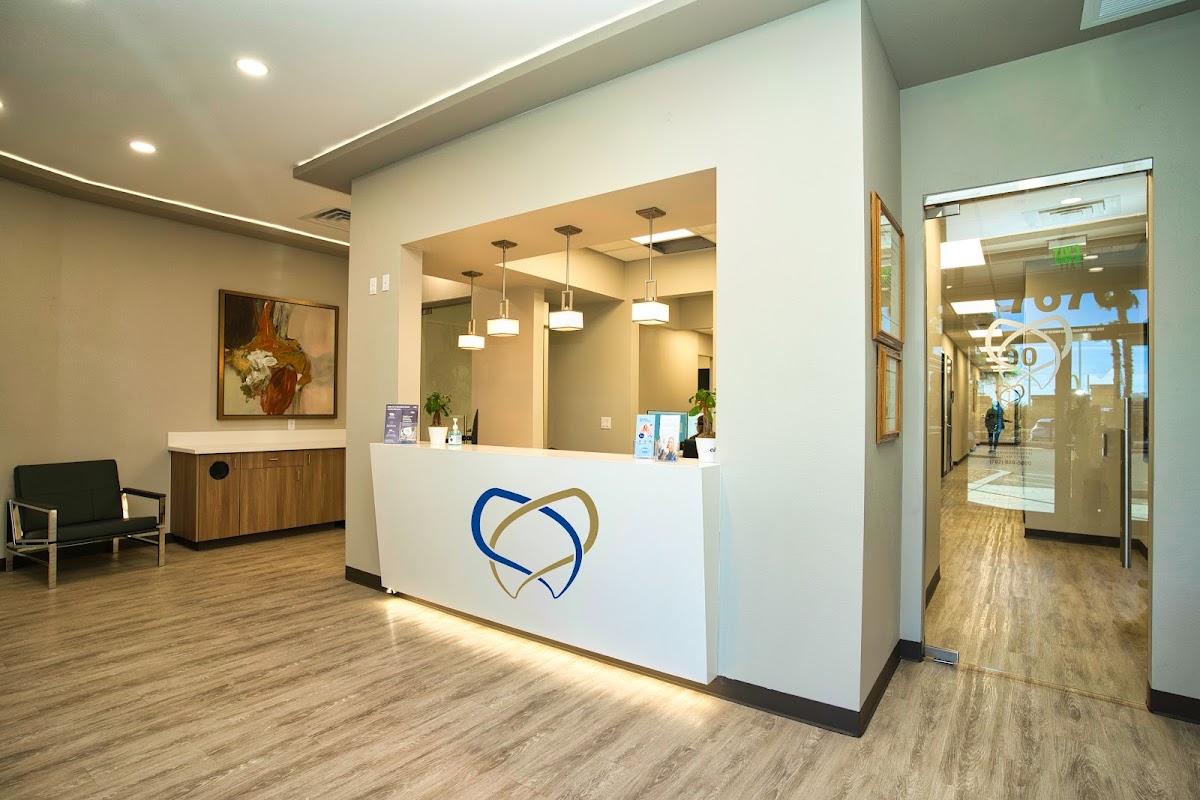 Discovery Dental & Implants