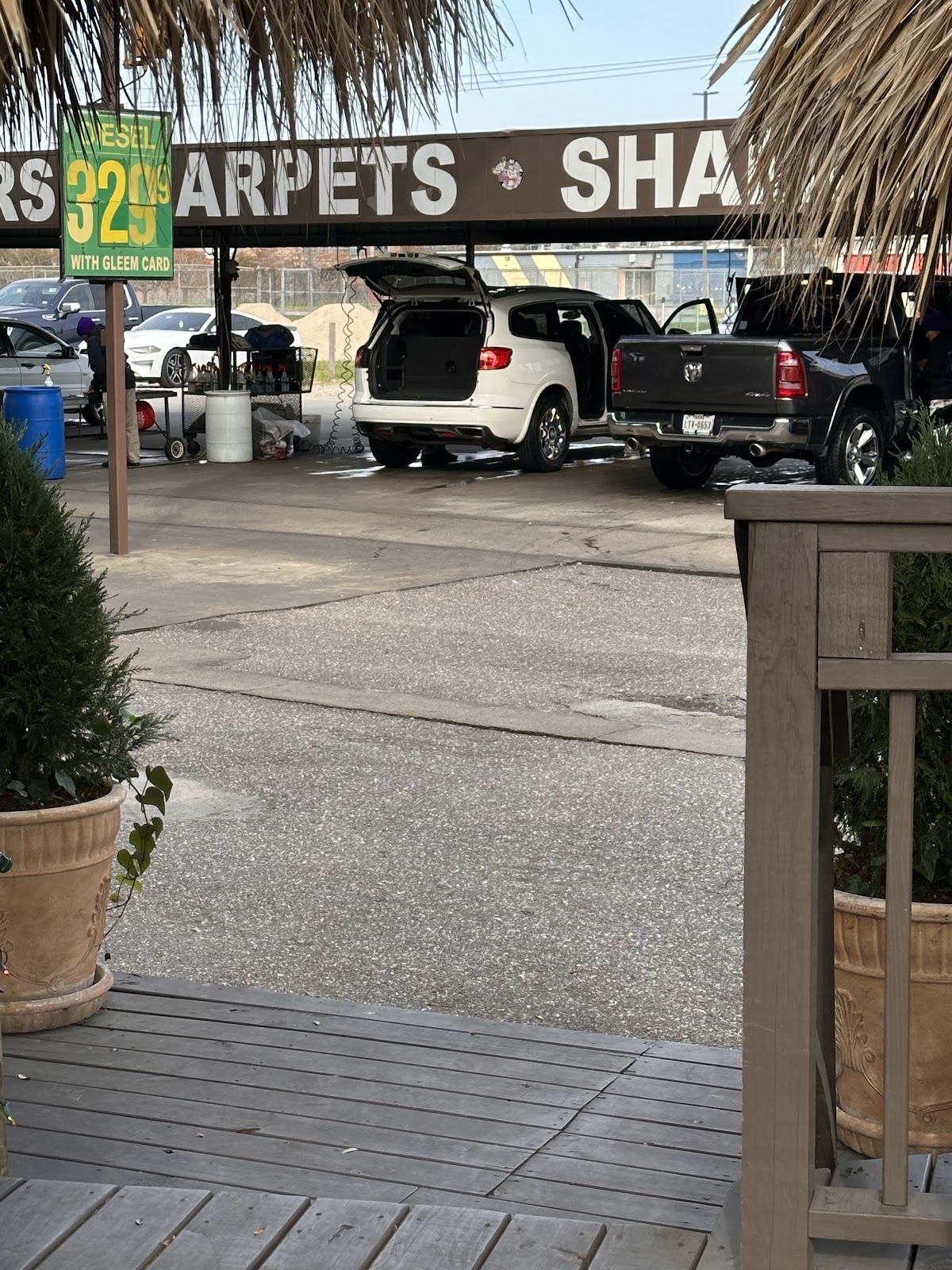 Dr Gleem Car Wash And Lube Center
