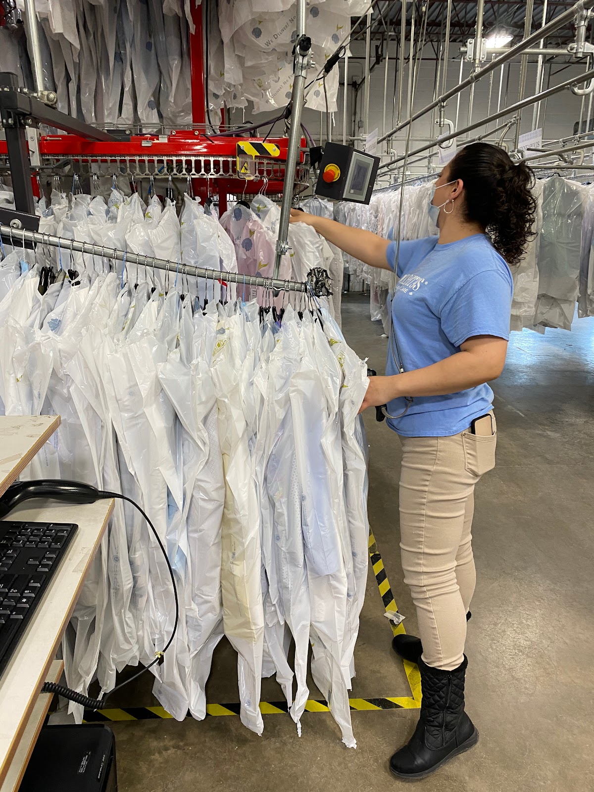 Mulberrys Dry Cleaners and Laundry