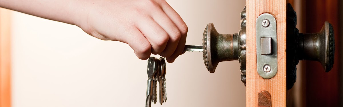 Lock & Door Works Inc.