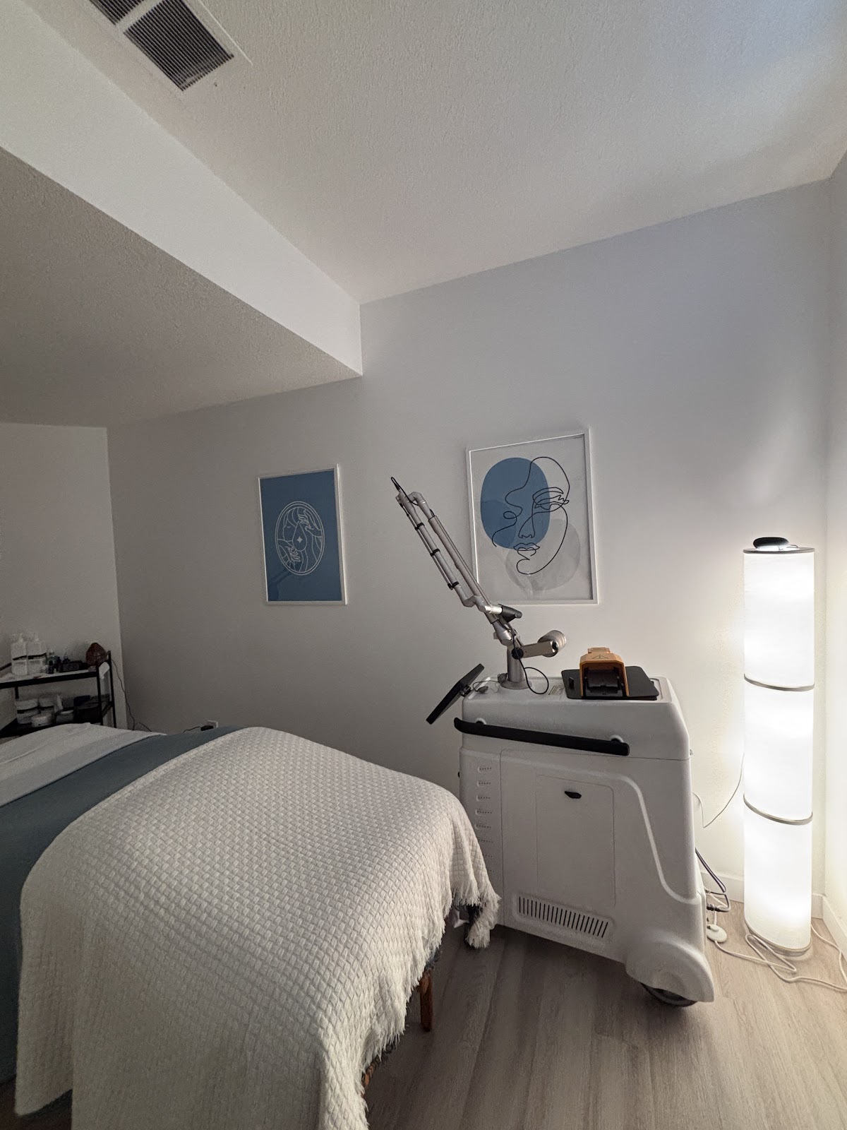 OOYU Skin Medi Spa - Edmonton