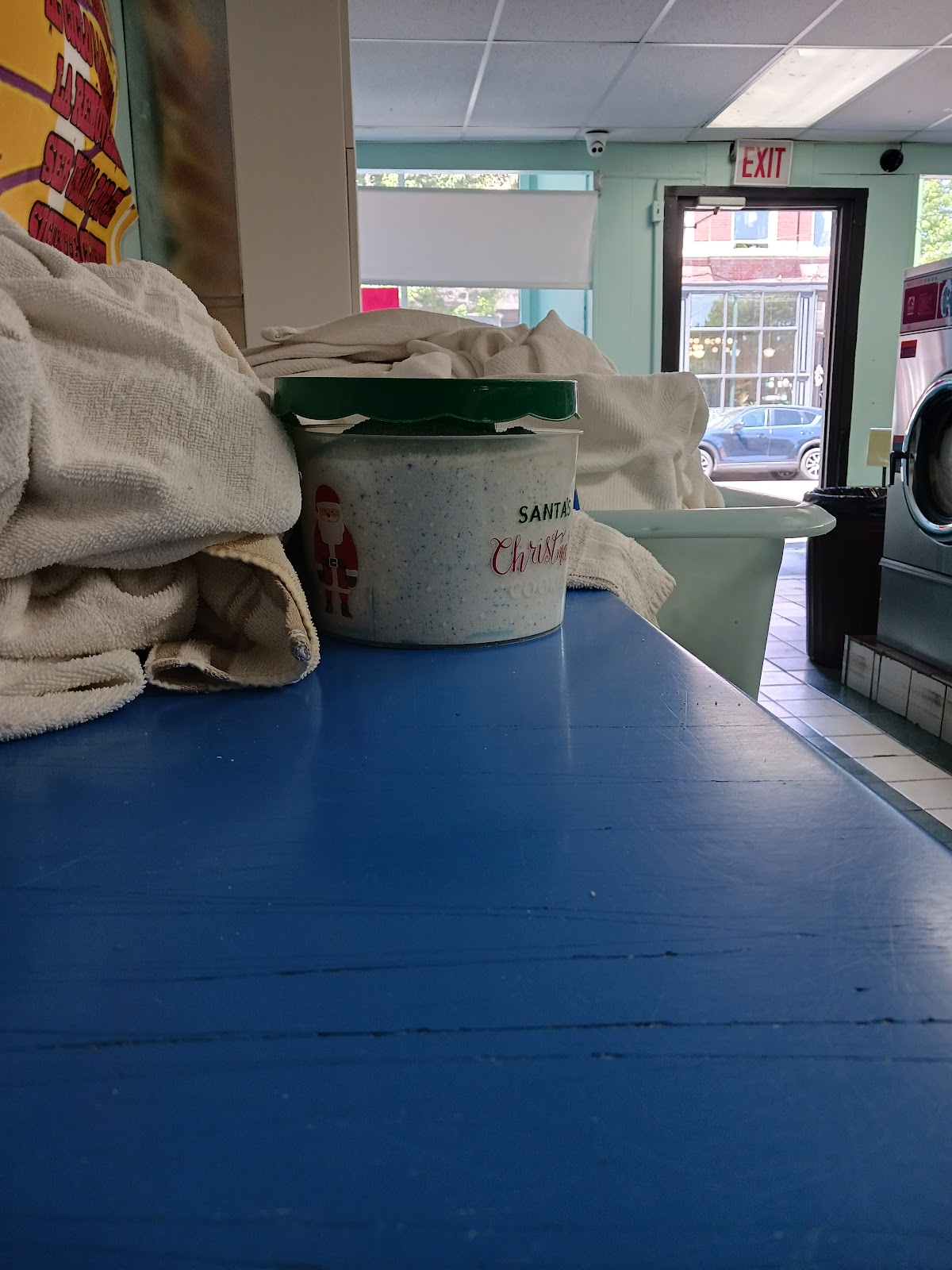 Wallace Laundromat