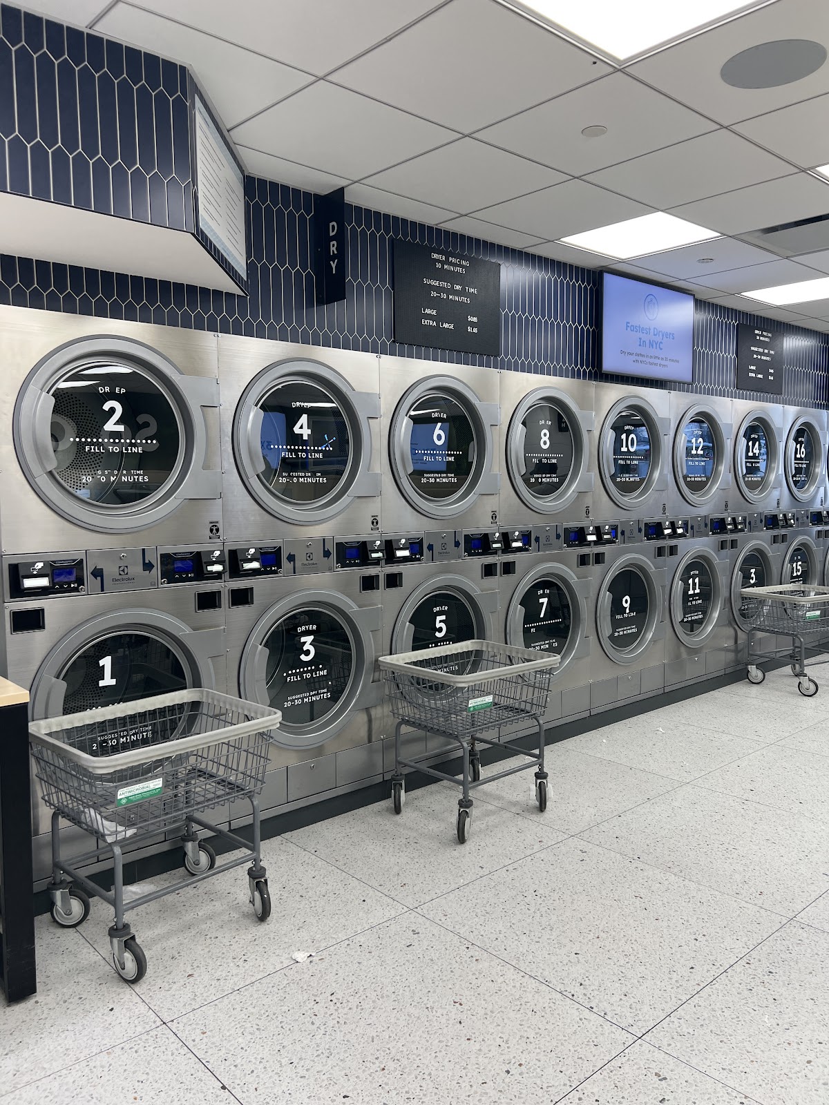Laundry House - Laundromat