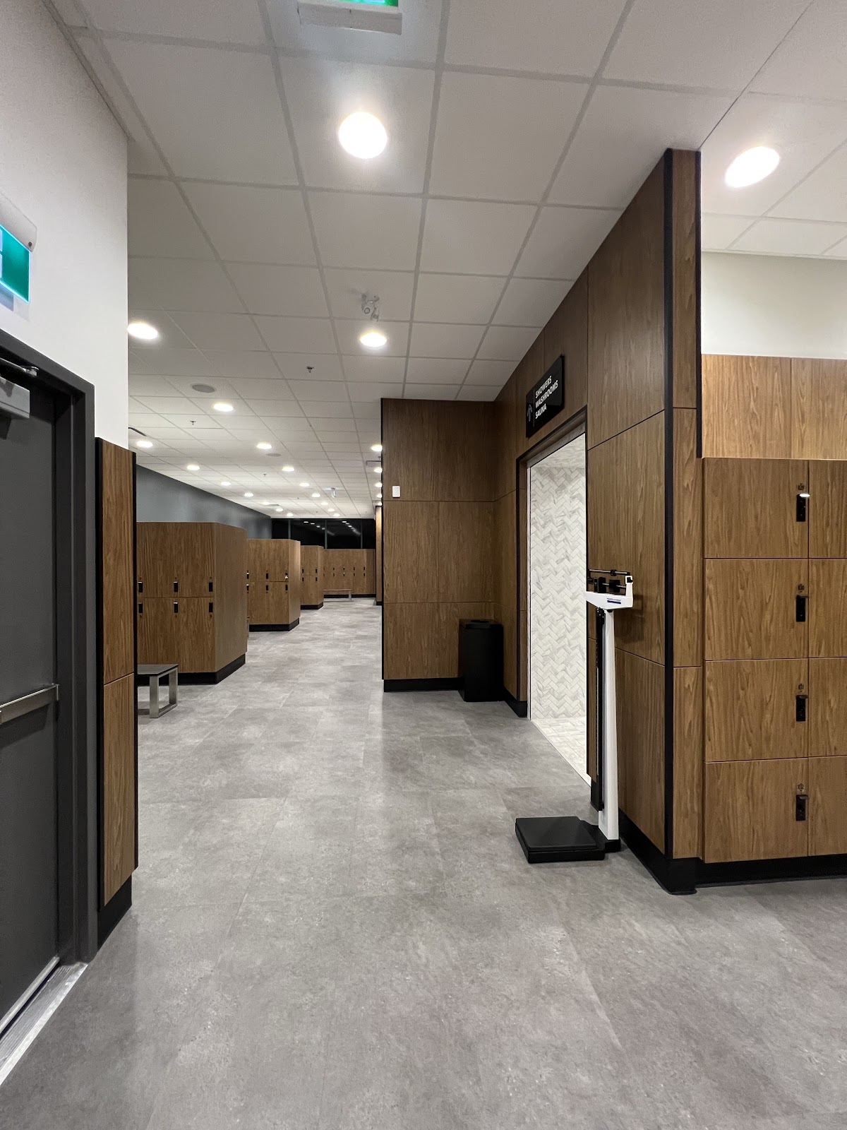 GoodLife Fitness Edmonton Commerce Place