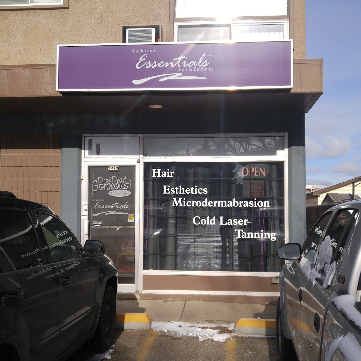 Saskatoon Essentials Hair & Esthetics