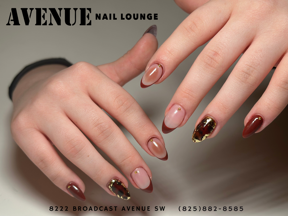 AVENUE NAIL LOUNGE