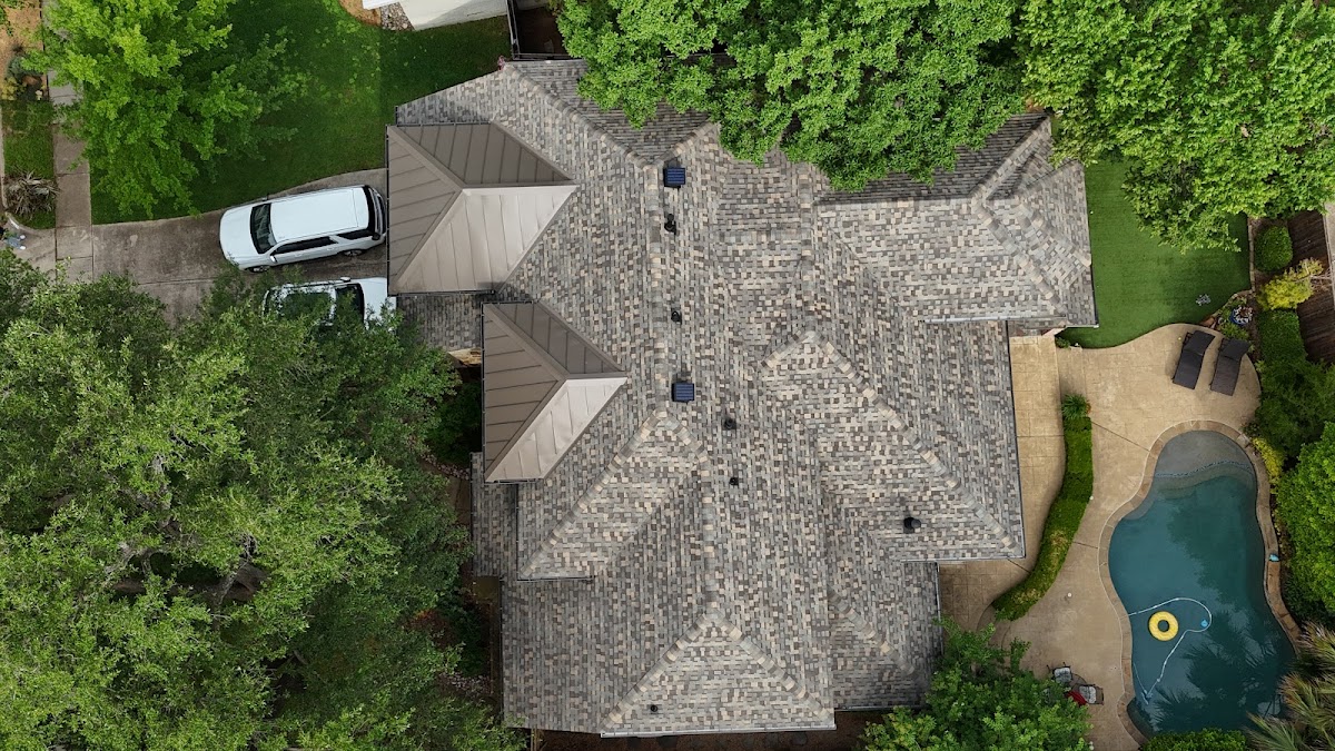 Vaso Construction & Roofing LLC