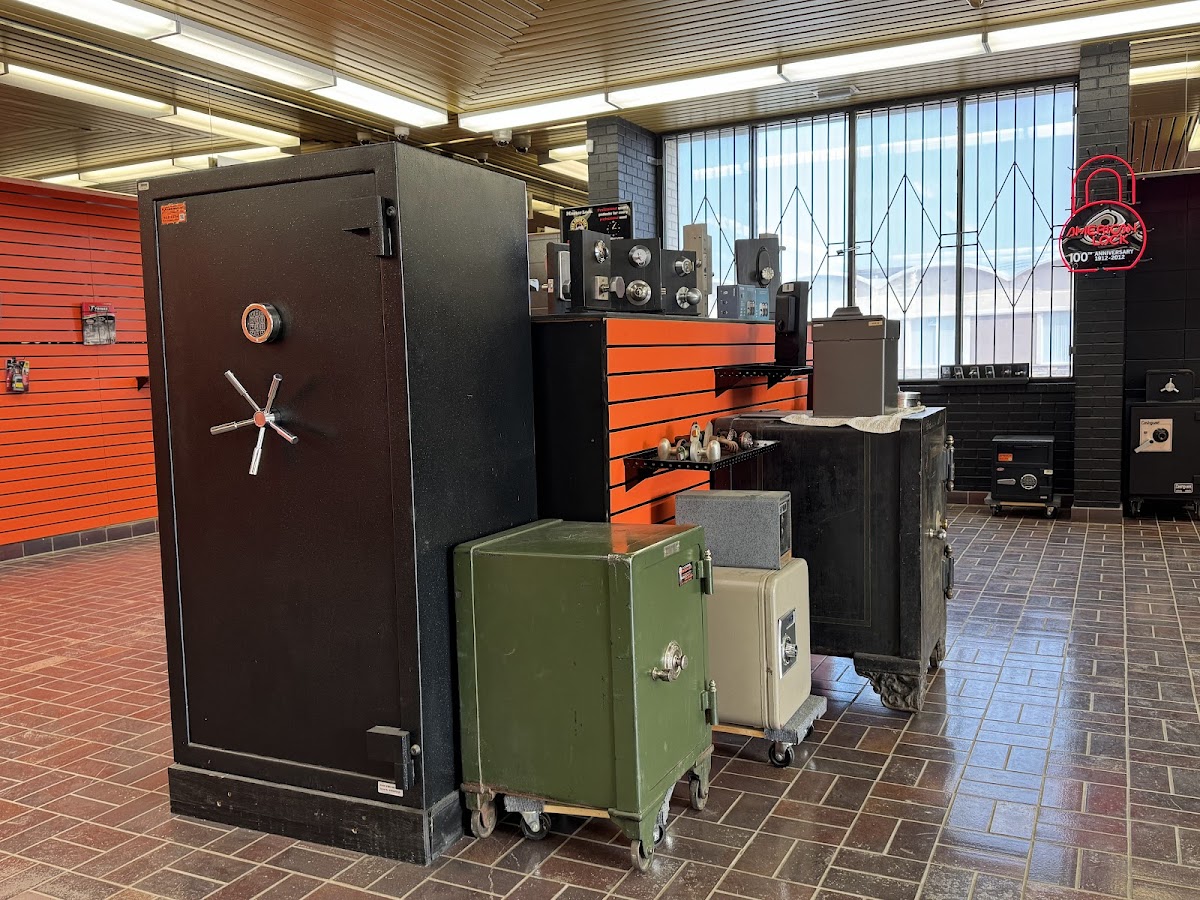 Lloyd Lock & Key LTD