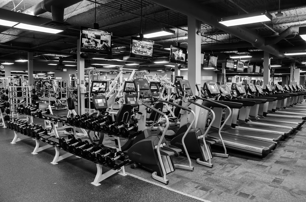 GYMVMT Fitness Club - North Hill Mall