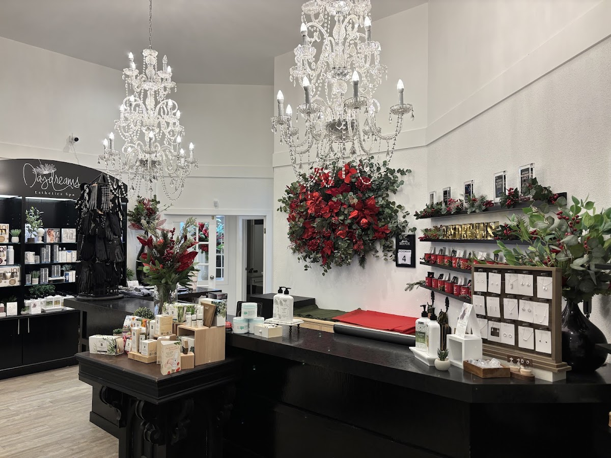Daydreams Esthetics Spa & Academy