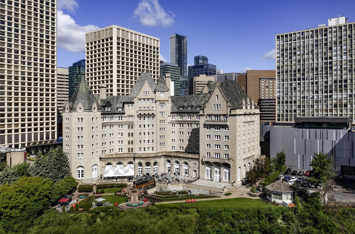 Fairmont Hotel Macdonald Health Club & Spa