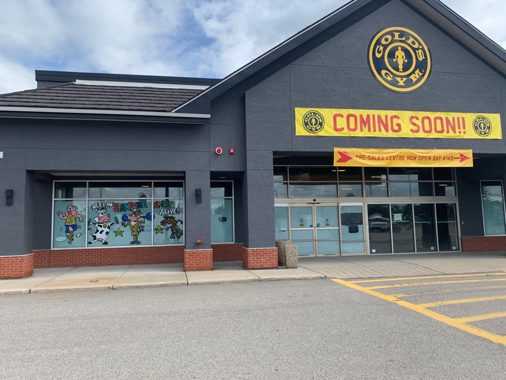 Gold's Gym Calgary Douglasdale