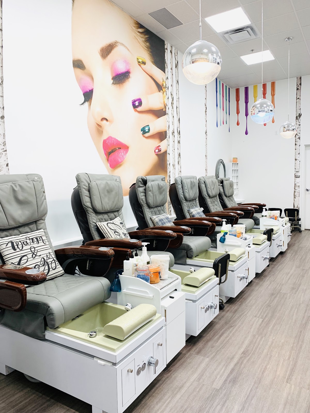 Regal Nails, Salon & Spa
