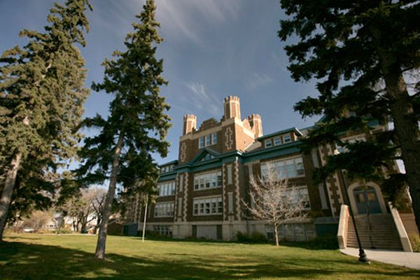 Clark Roofing Regina