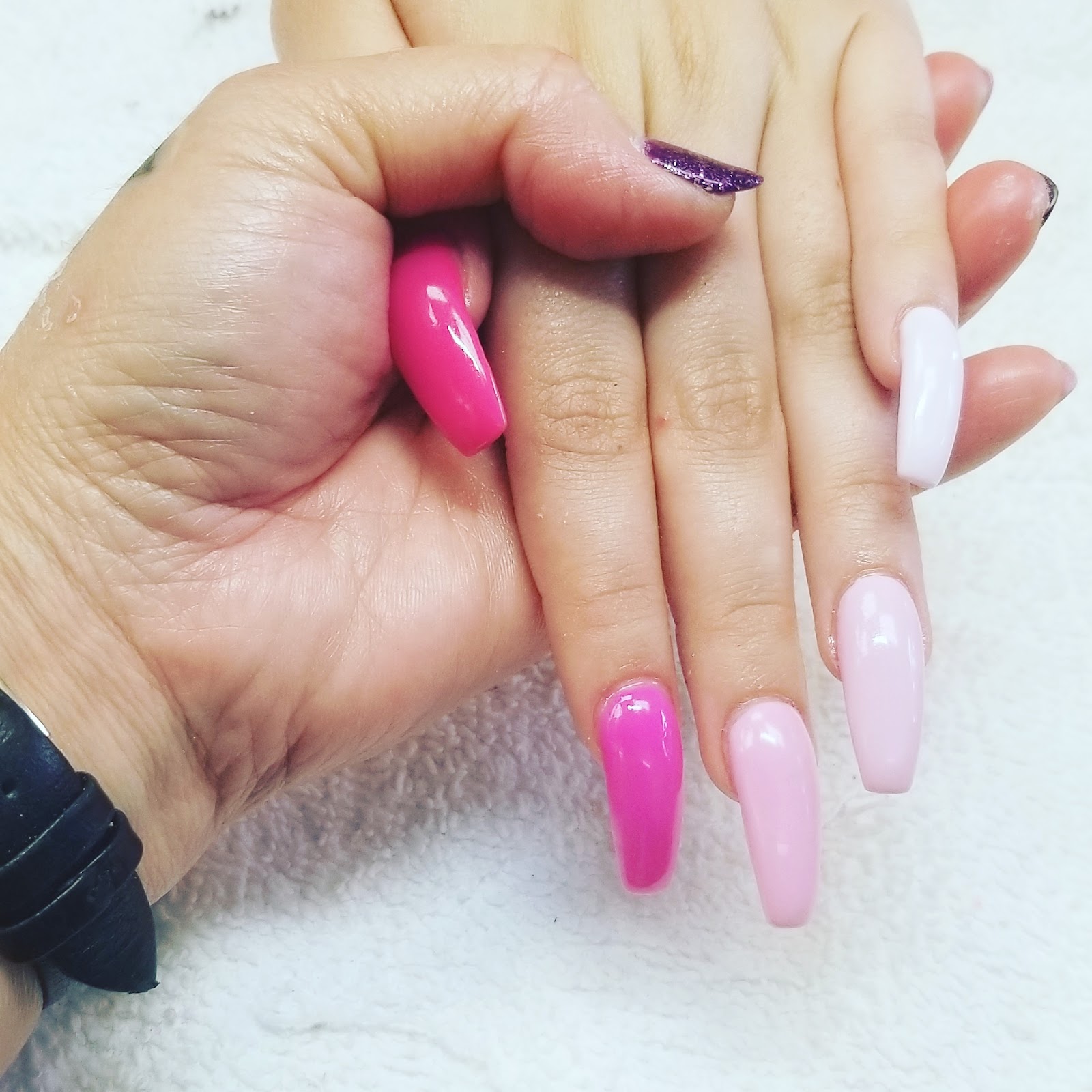 Artistic Nail Studio