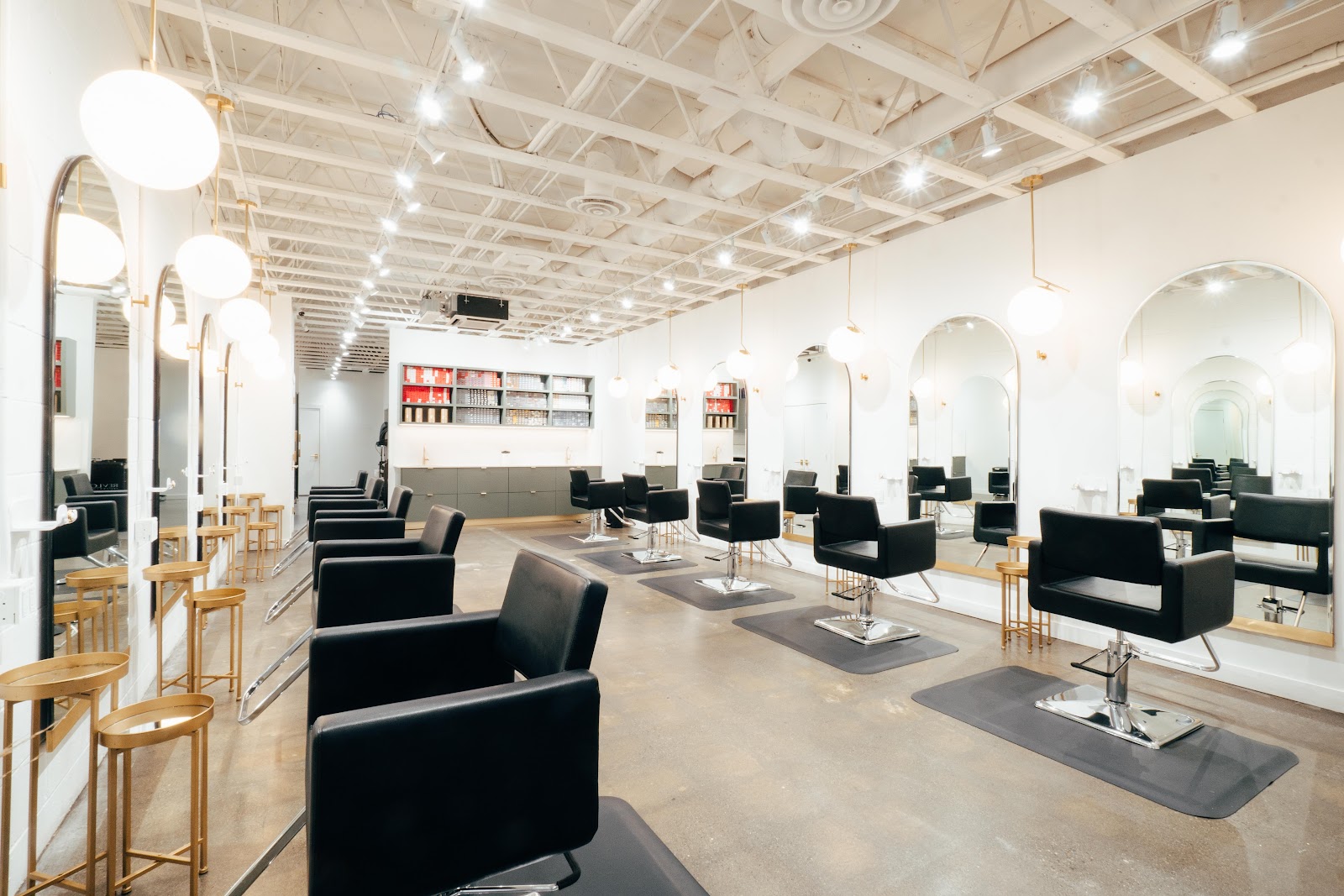 Salon Haze