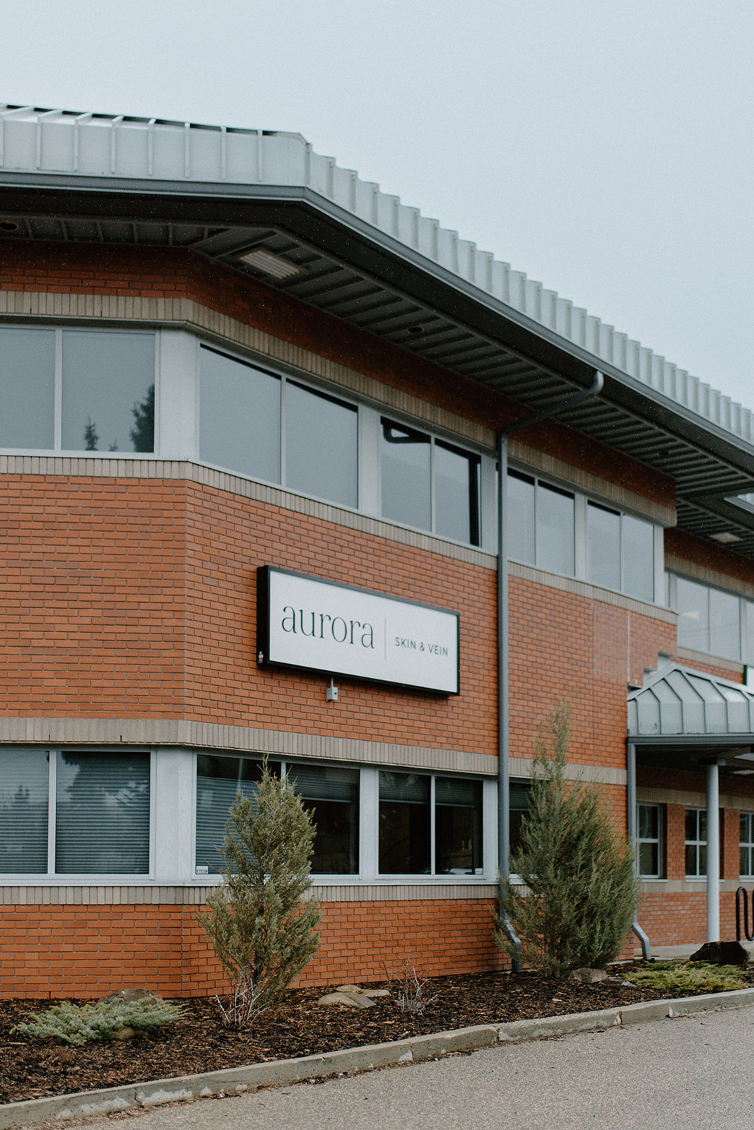 Aurora Skin & Vein | Red Deer Cosmetics