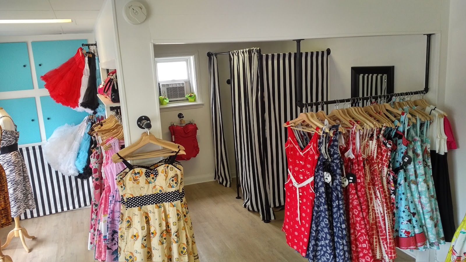 Suzie’s Unique Boutique